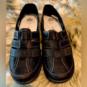 Wonderful Clarks Black Slip On Cloudsteppers